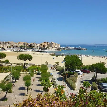 Διαμέρισμα 4 Couchages Avec Terrasse A Bormes-les-mimosas - Fr-1-251-130 La Favière