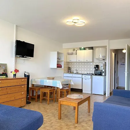 4 Couchages Avec Terrasse A Bormes-les-mimosas - Fr-1-251-130